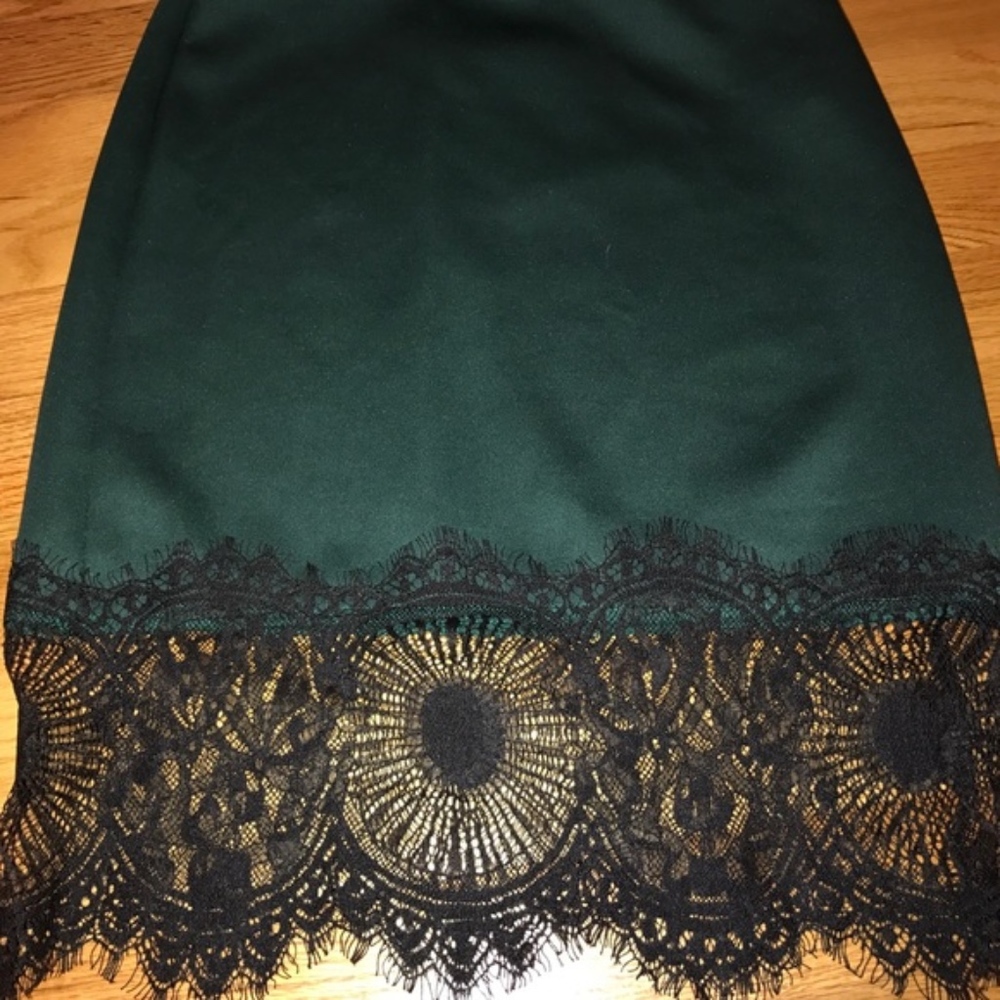 ❤️ Charlotte Russe Satin Lace Bottom Mini Skirt - Picture 2 of 3